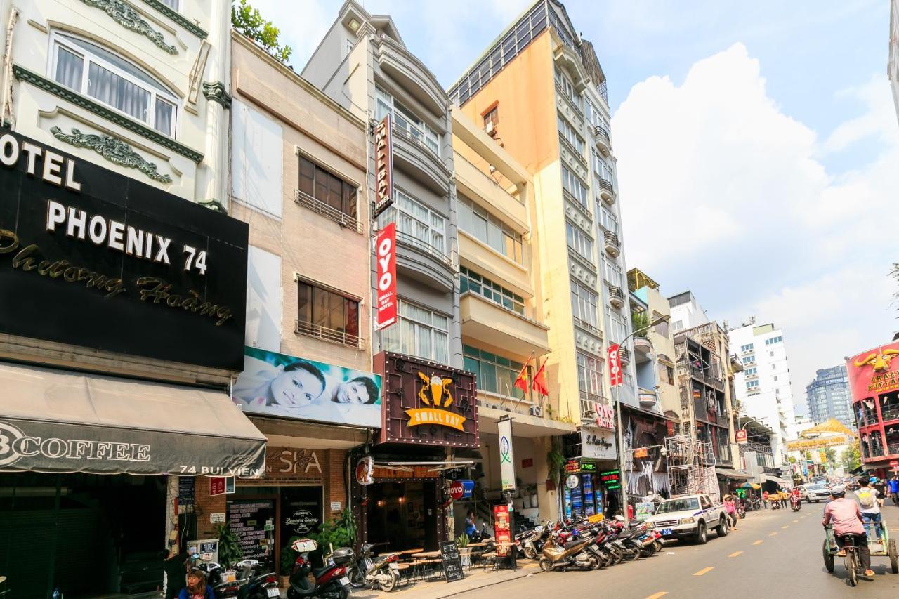 Oyo 438 Small Bay Hotel Ho Chi Minh City Exterior photo