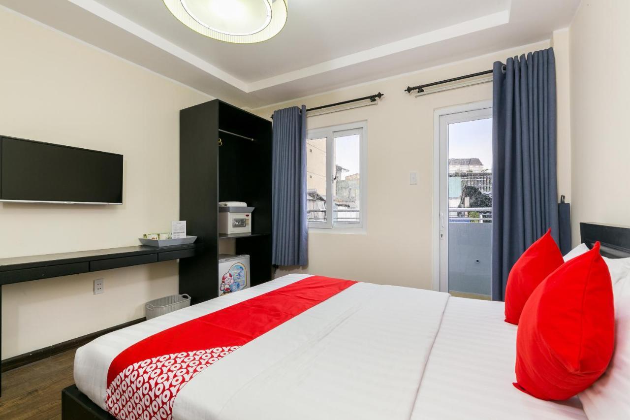 Oyo 438 Small Bay Hotel Ho Chi Minh City Exterior photo