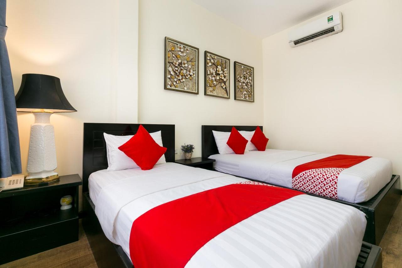 Oyo 438 Small Bay Hotel Ho Chi Minh City Exterior photo