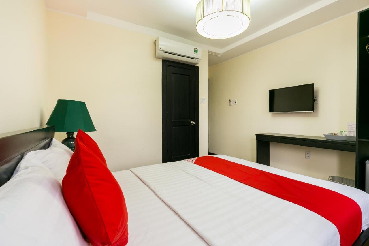 Oyo 438 Small Bay Hotel Ho Chi Minh City Exterior photo
