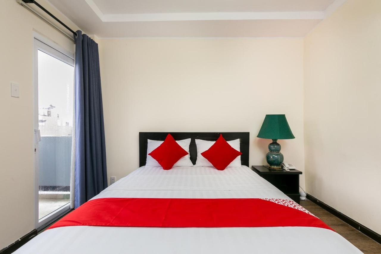 Oyo 438 Small Bay Hotel Ho Chi Minh City Exterior photo